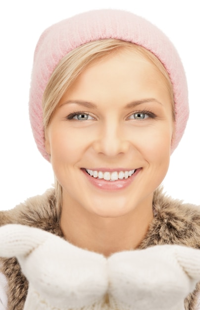 picture of beautiful woman in winter hat