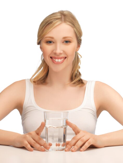 Photo picture of beautiful woman with glass of water .