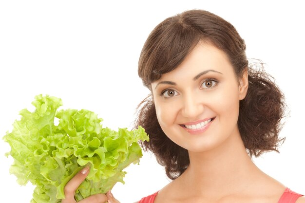 картина счастливой женщины с салатом над белой