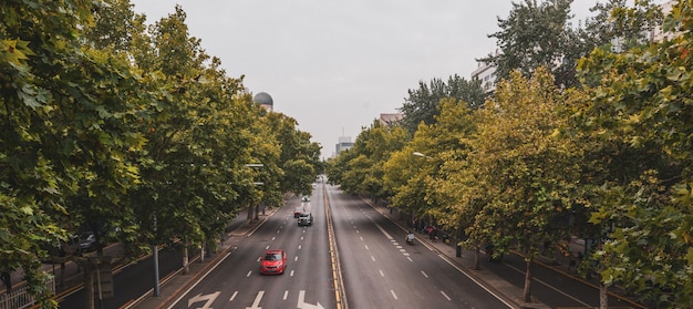 Photo a picture of a highway in xi'an, china