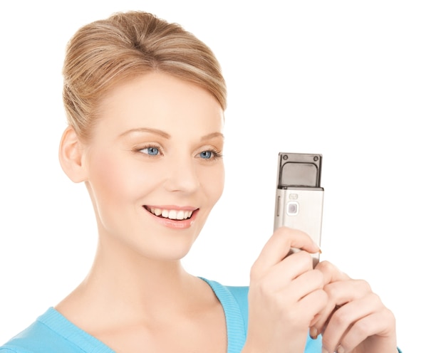 picture of smiling woman with cell phone