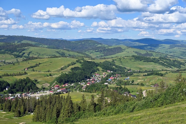 picturesque and beautiful mountain scenery