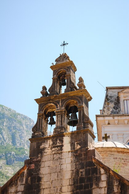 Живописная церковь в Черногории