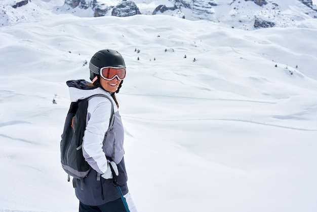 Photo picutre of woman on ski in madonna di campiglio