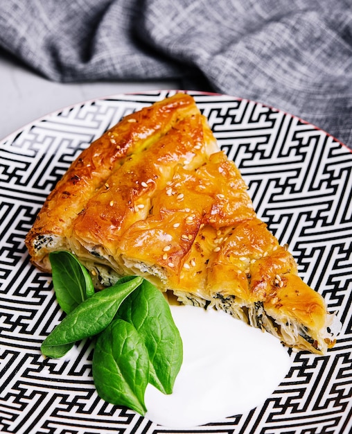 Pie with spinach and ricotta cheese