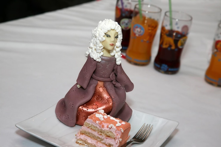 Photo piece of cake with the decorative figure