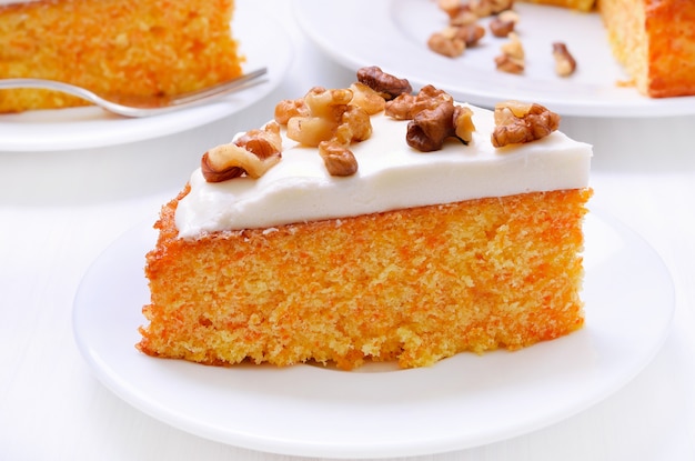 Photo piece of carrot cake