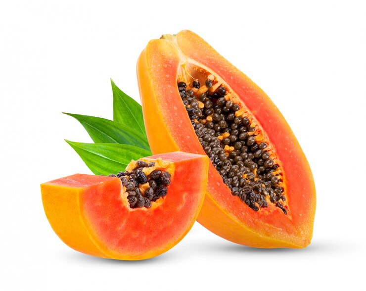 Photo piece of ripe papaya fruit with seeds isolated on white