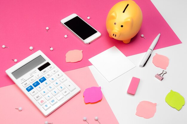 Photo piggy bank and calculator