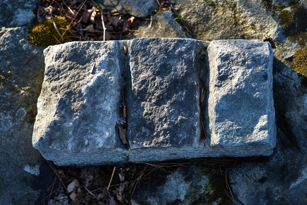 Photo pile of stone blocks on the ground selective focus