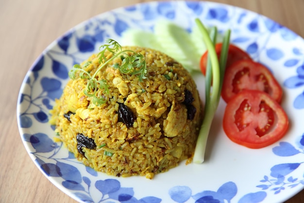 Pineapple fried rice , Fried rice with pineapple raisin chicken , Thai food