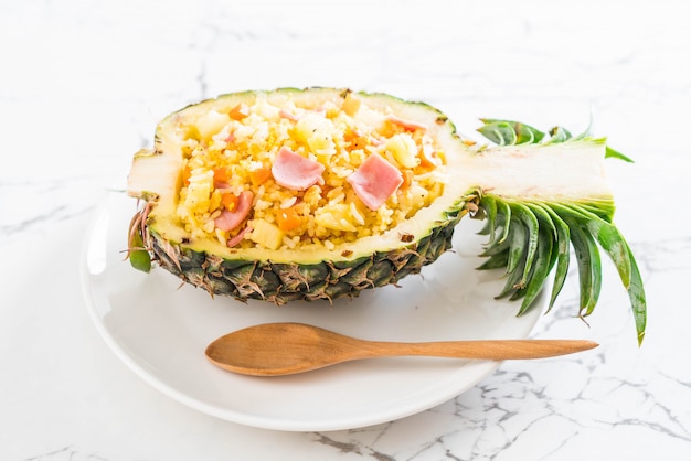 pineapple fried rice with ham