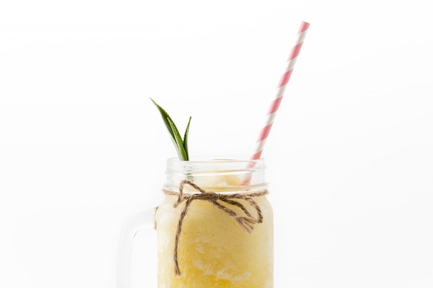 Foto smoothie di ananas