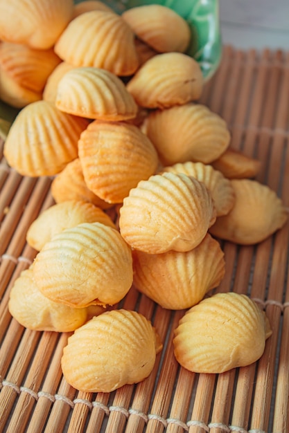 Photo pineapple tarts or pineapple cake is a sweet traditional taiwanese pastry.