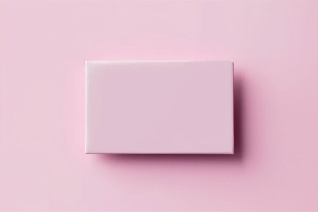분홍색 배경에 사랑이라는 단어가 있는 분홍색 상자