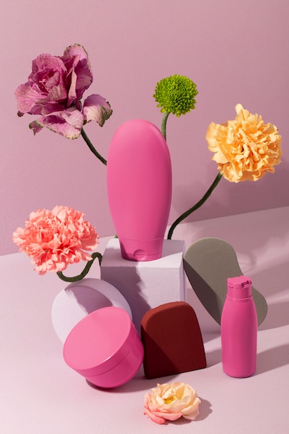 Photo pink cosmetic products still life