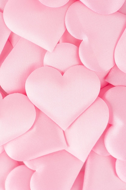 розовые сердца из ткани макро.