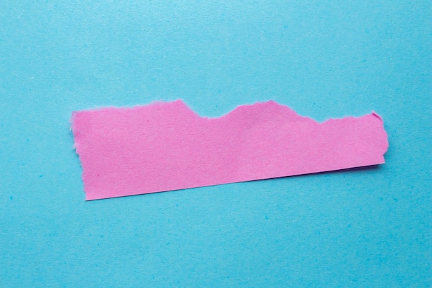 Pink paper that says'i'm not a paper'on it