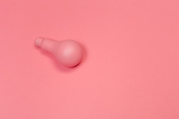 Розовая пастельная лампочка