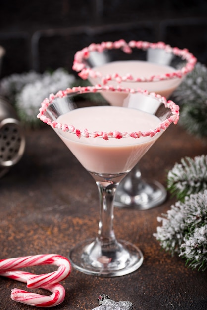 Pink peppermint  with candy cane rim