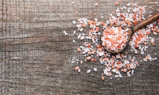 Photo pink salt from the himalayas