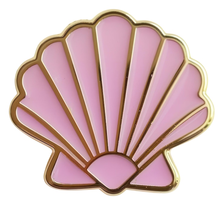Photo pink seashell enamel pin