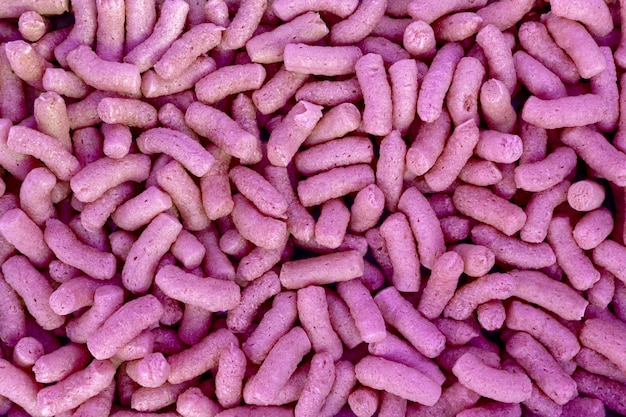 Photo pink styrofoam cornbased biodegradable corn extrudate