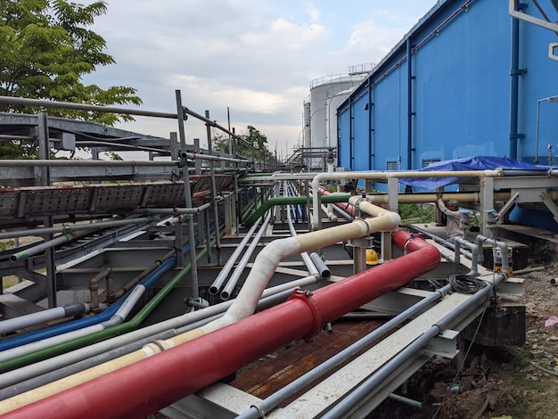 Pipe rack and pipe installation on the construction power plant project.