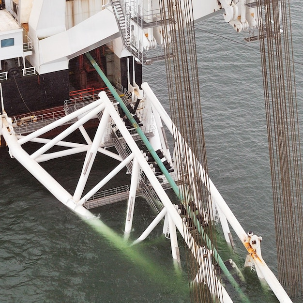 Photo the pipelaying barge