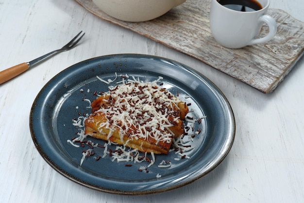 Pisang bakar Coklat Keju-Grilled Banana Chocolate Cheese serve with chocolate sprinkles and cheese