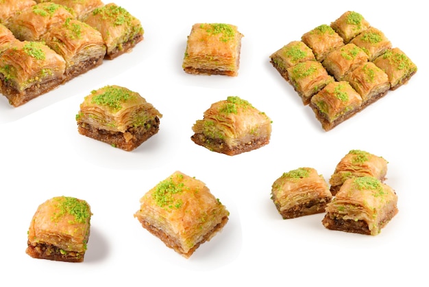 Pistache baklava op een witte achtergrond Dessert