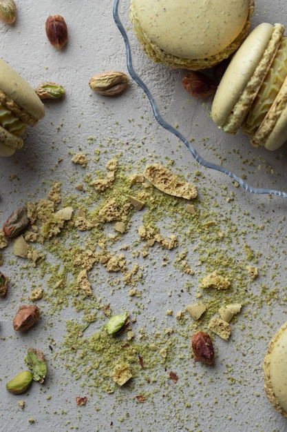 Pistachio flour and green macaroons