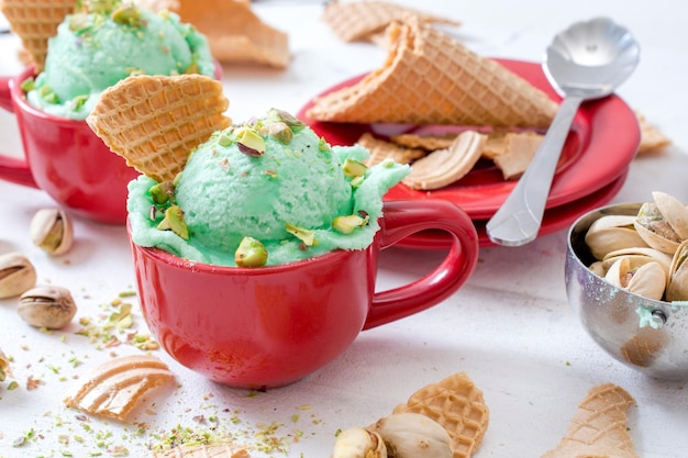 Pistachios ice cream