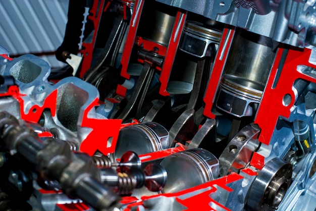 The pistons in the motor vehicle