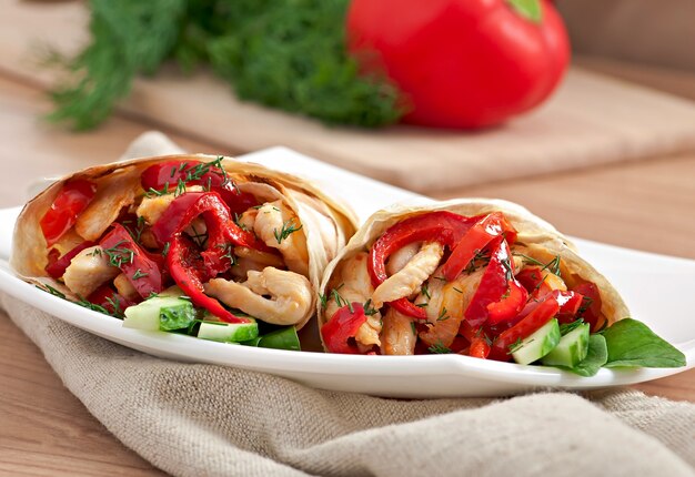 pita stuffed with chicken and peppers