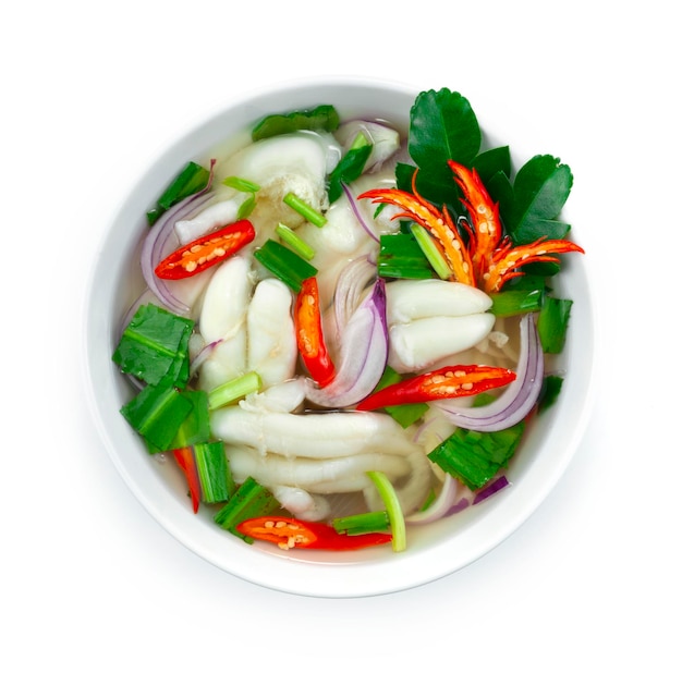 Pittige Squids Roe hete Soepdecoratie gesneden Kaffer en Chili Thaifood Style bovenaanzicht