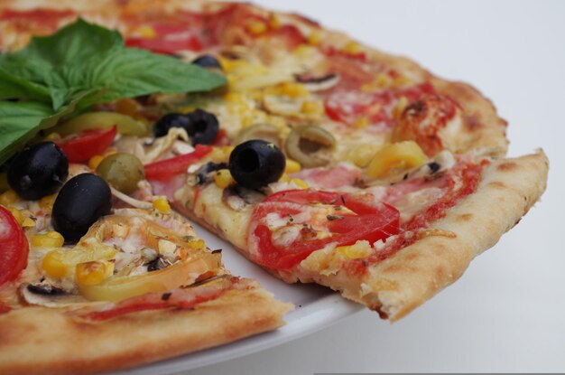 Pizza Basil Olives image