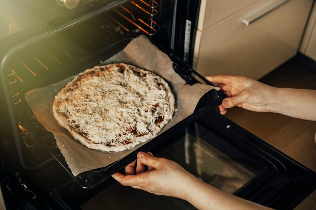 the pizza making process