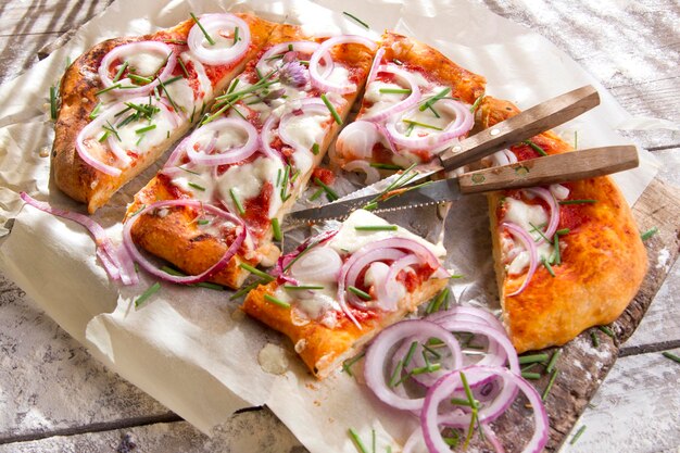 Pizza with onion