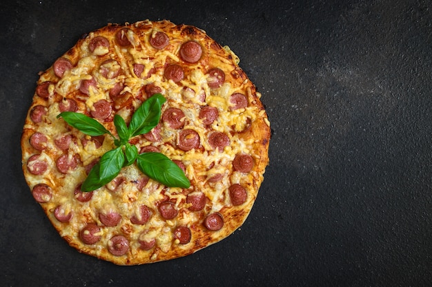 pizza with sausages. 