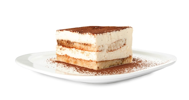 Plaat van tiramisu cake geïsoleerd op wit