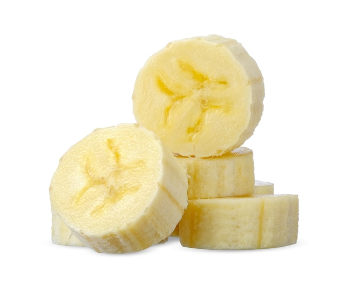 Foto plakje banaan geïsoleerd op wit