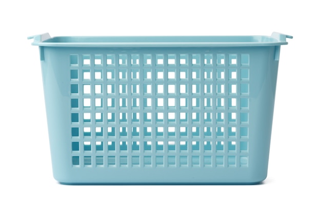 Photo plastic empty basket isolated on white background