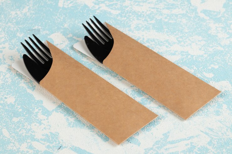 クラフト用のプラスチック製フォークとスプーン