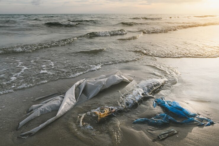 Photo plastic garbage on the beach seashore