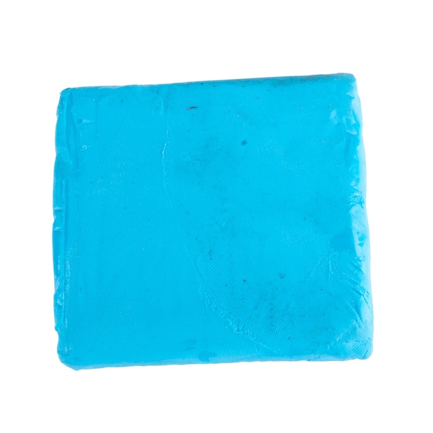 Foto plasticine blauwe forfaitaire geïsoleerd op een witte achtergrond