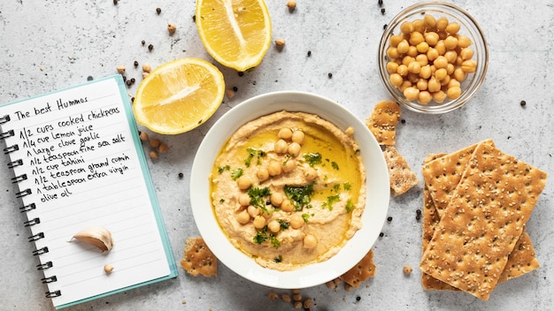 Plat leggen van voedselingrediënten met kikkererwten in kom