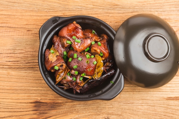 Photo plate of braised pork feet