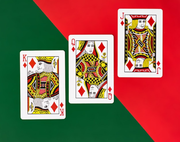 Mazzo completo di carte da gioco con poker da casinò semplice