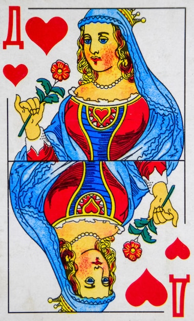 Foto carte da gioco regina di cuori carte da gioco di colore